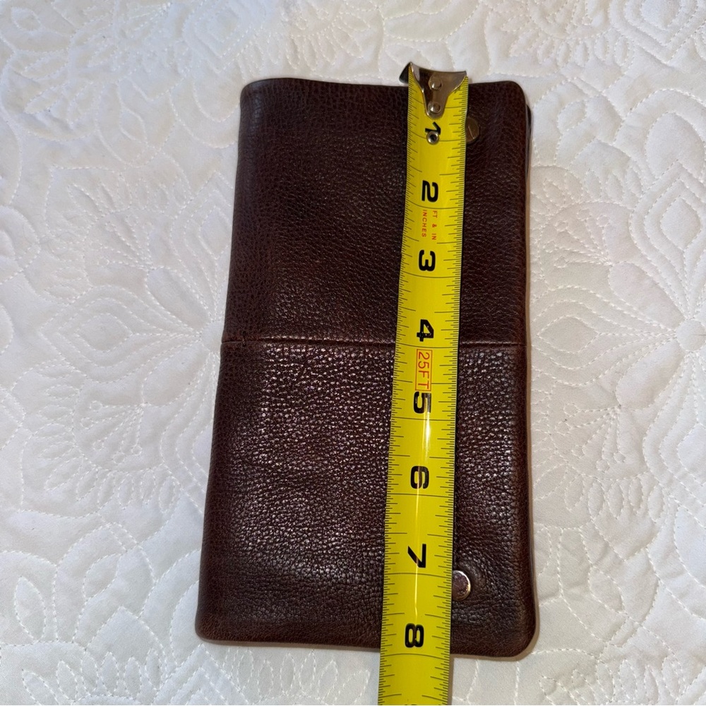 Latico Textured Brown Leather Terry Wallet Multi Card - Picture 5 of 11